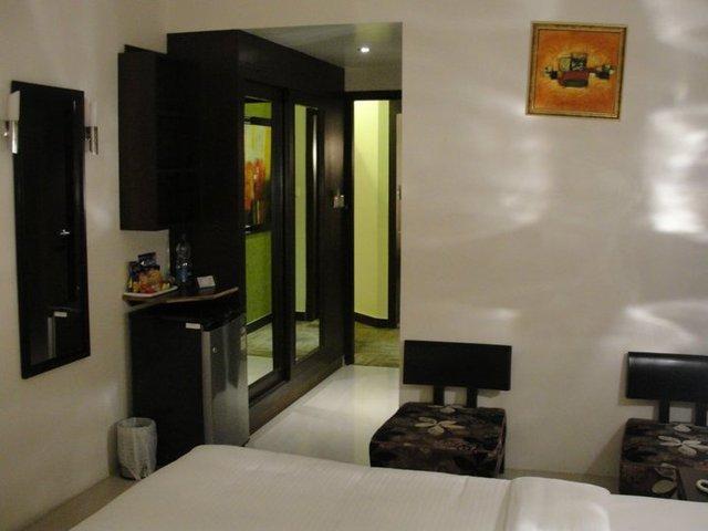 Hotel D'Grand Bareilly Dış mekan fotoğraf